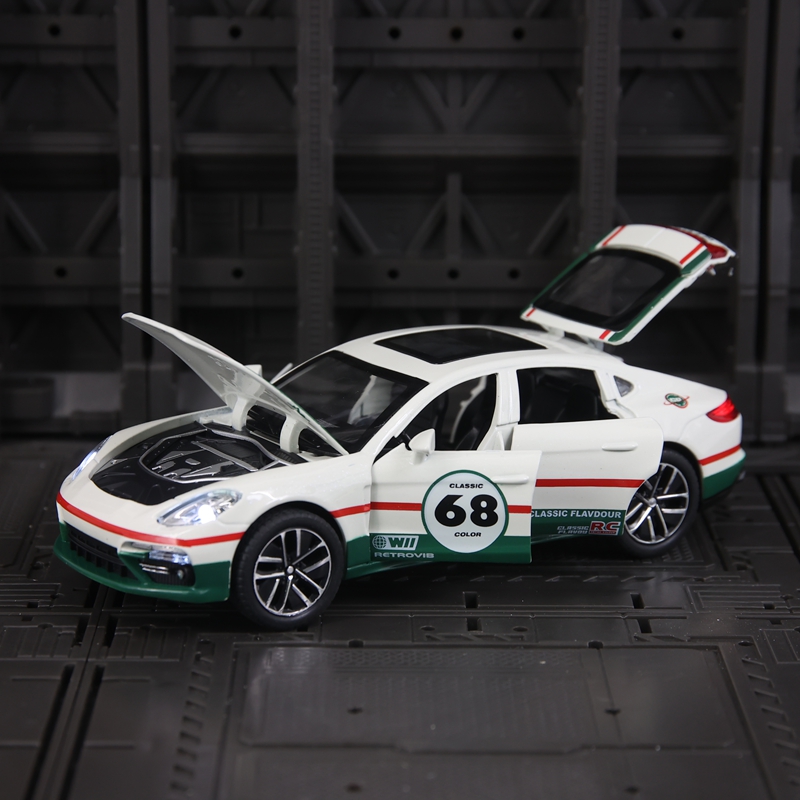 1:32 Simulatie Porsche Panamer - Decor Lighting Returns recensie en prijs