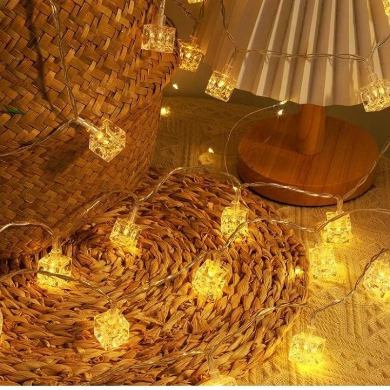 Veelkleurige warme ijsblokjes  - Fairy Light Curtain recensie en prijs